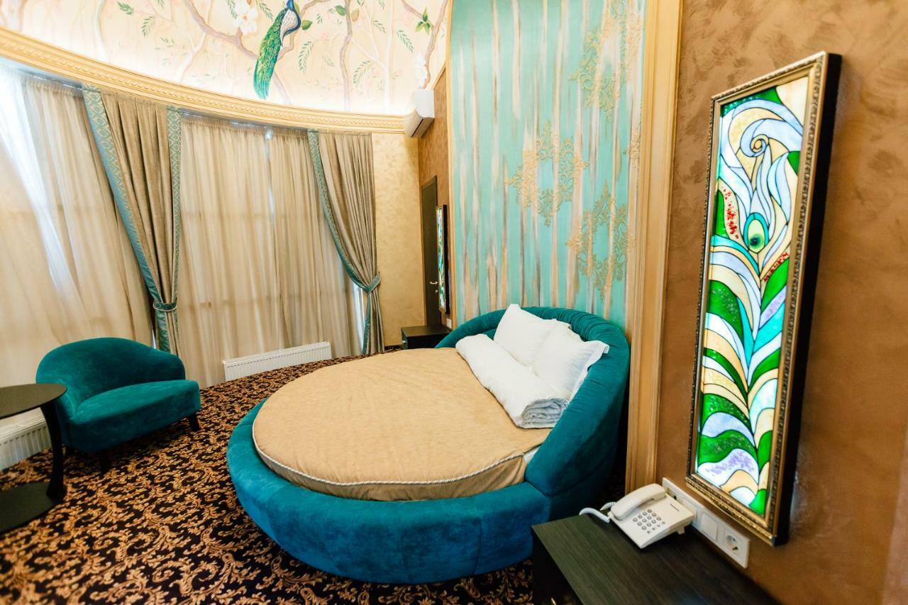 Khan-Chinar Hotel Dnipro Exterior photo